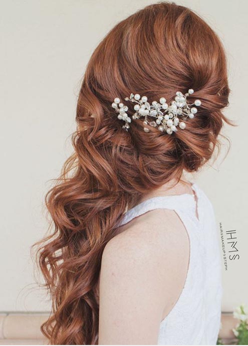 sideswept bridesmaid hairstyle